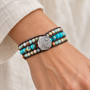 Pulseira Jasper Cuff usada por uma mulher — imagem ilustrativa gerada por IA