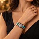 Pulseira Jasper Cuff usada por uma mulher — imagem ilustrativa gerada por IA